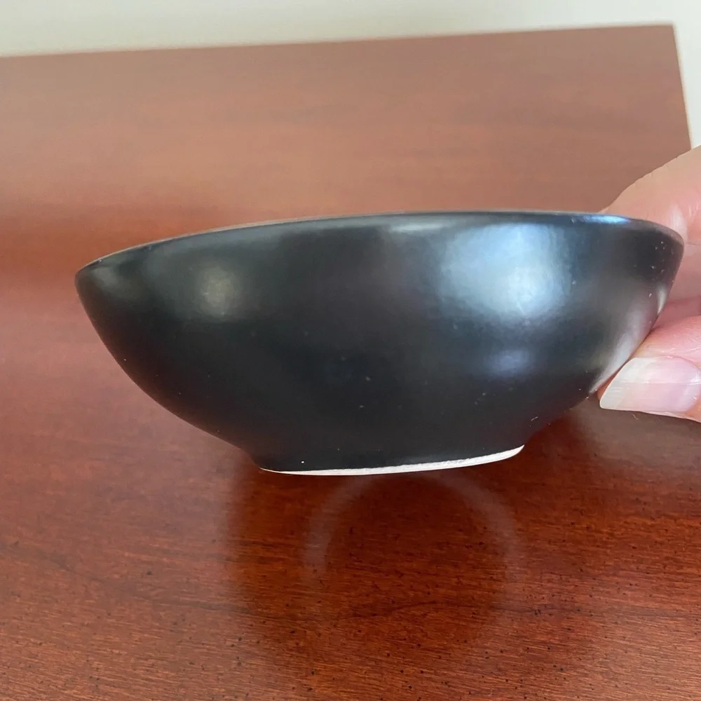 💜 Pier 1 Kioko Hand Painted Stoneware small dish trinket sauce coin ring dish